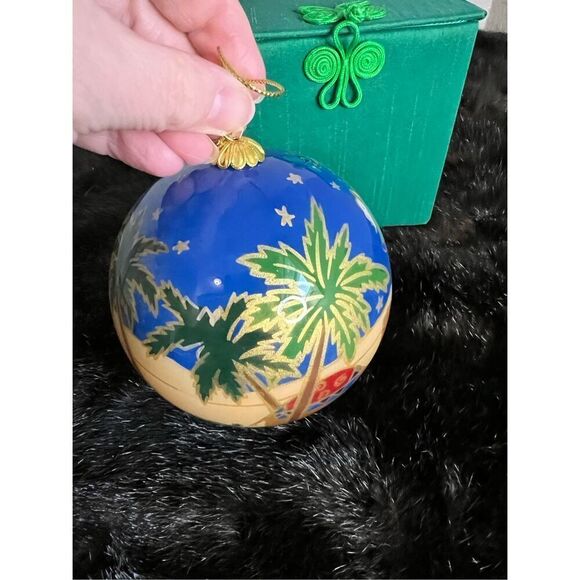 Li Bien Christmas Ornament 3 Wiseman Nativity Handpainted Box - Picture 5 of 7